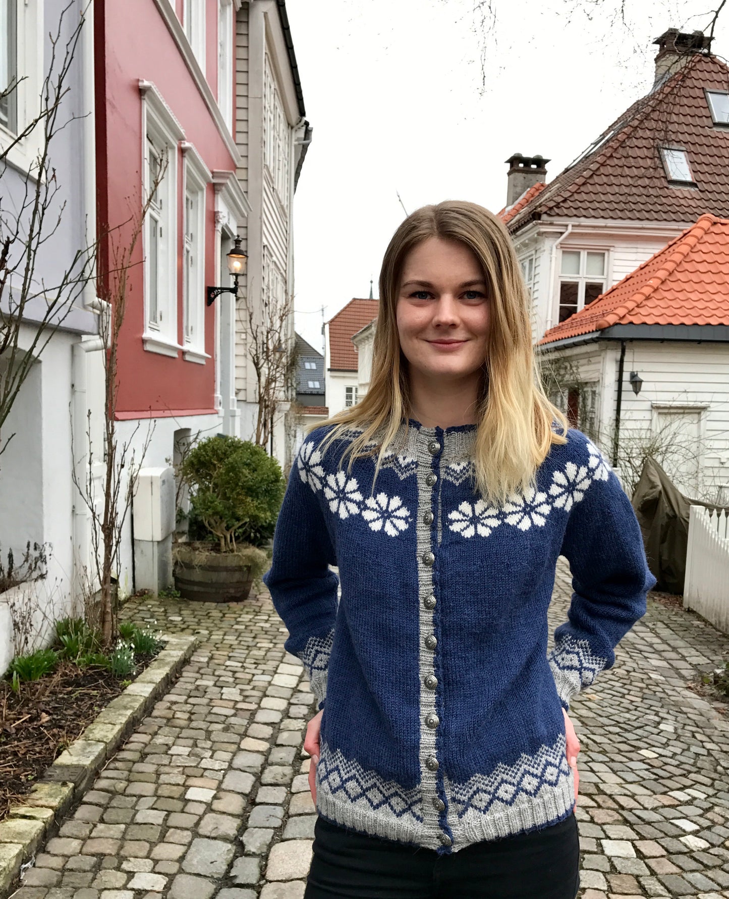 Gupu jakke med rundfelling