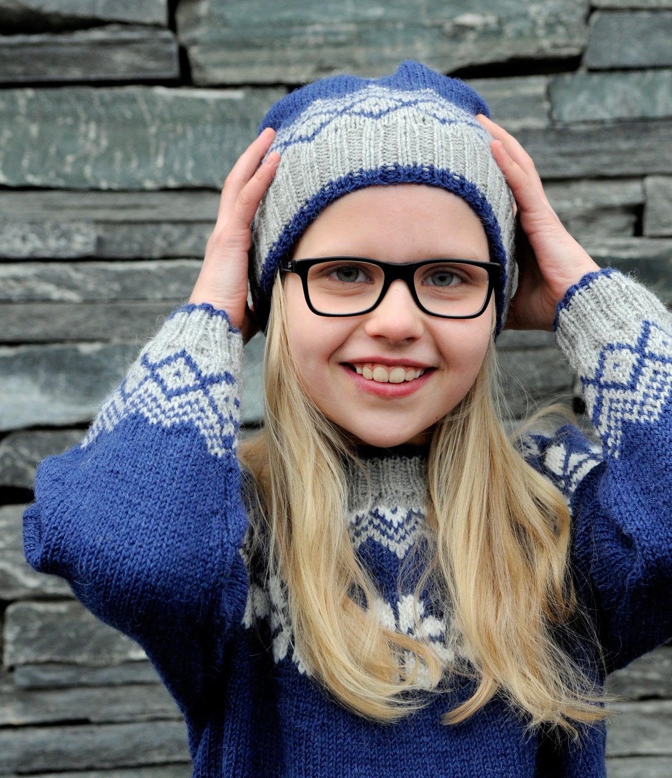 Gupu barnegenser og lue