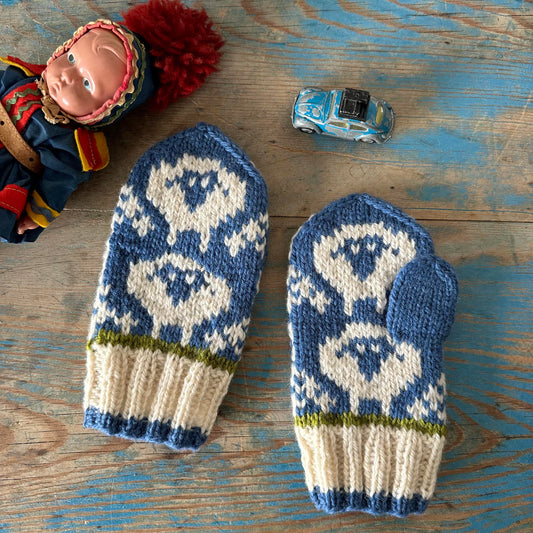 Fru Fårikåls raske barnevotter